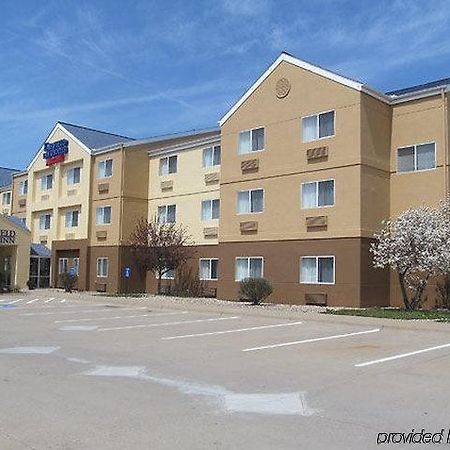 Fairfield Inn & Suites Burlington Exterior photo
