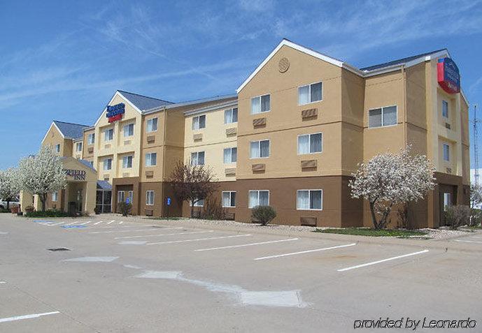 Fairfield Inn & Suites Burlington Exterior photo