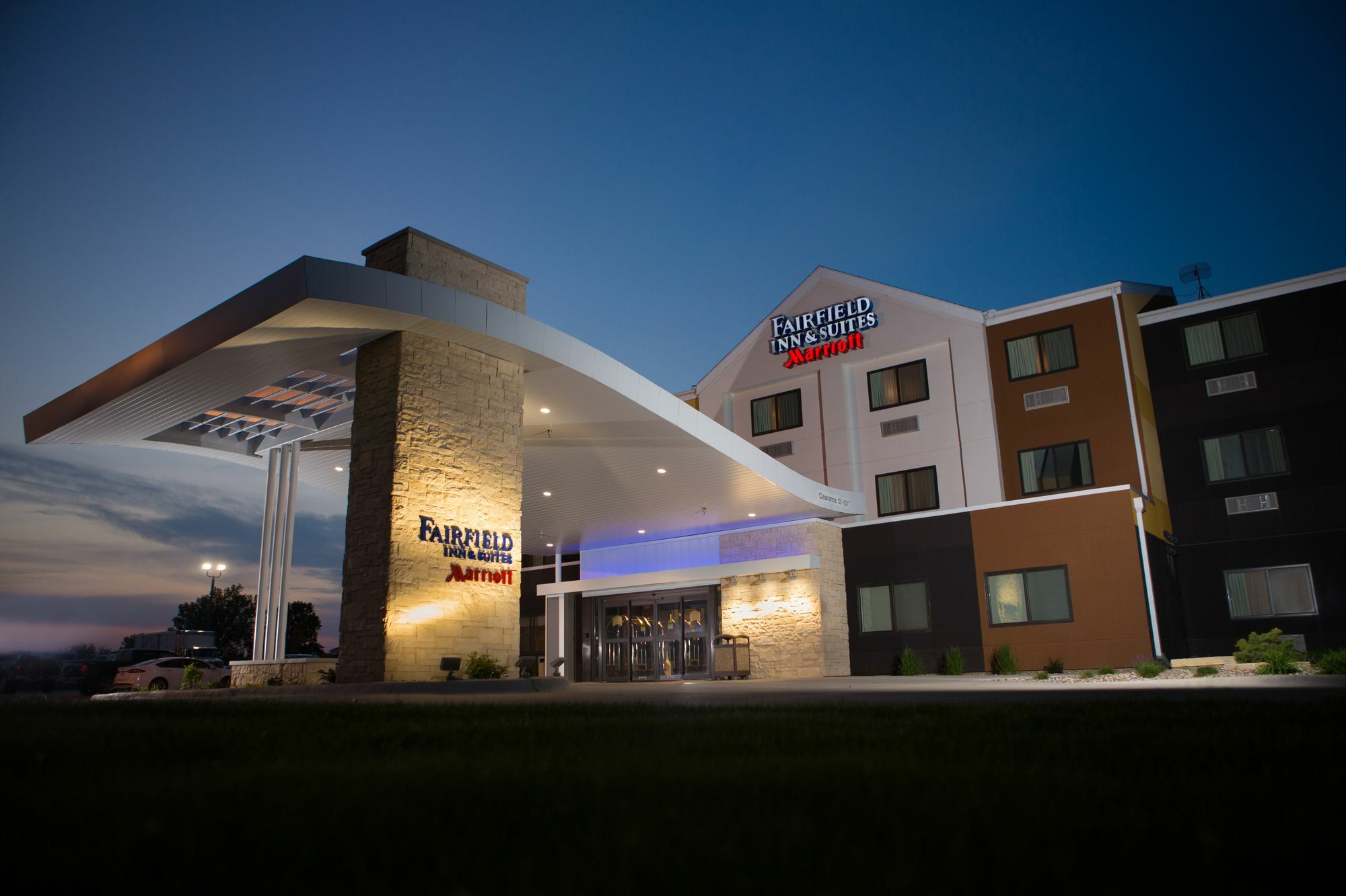 Fairfield Inn & Suites Burlington Exterior photo